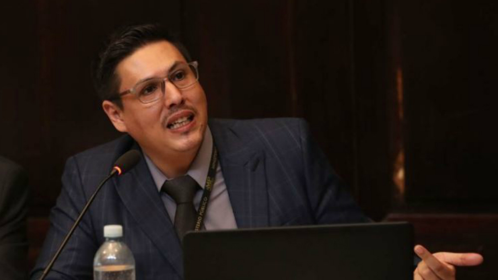 Fiscal electoral de Guatemala pide licencia por amenazas en semana de comicios