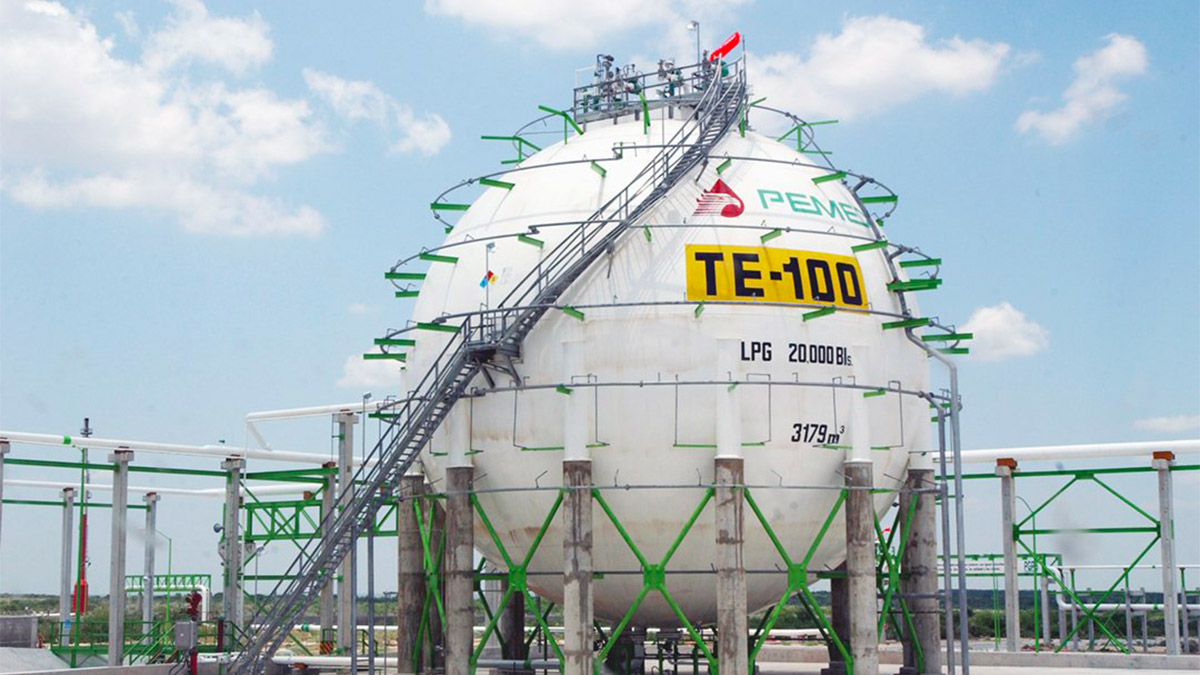 Baja de calificación no pone en riesgo refinanciamiento de deuda: Pemex