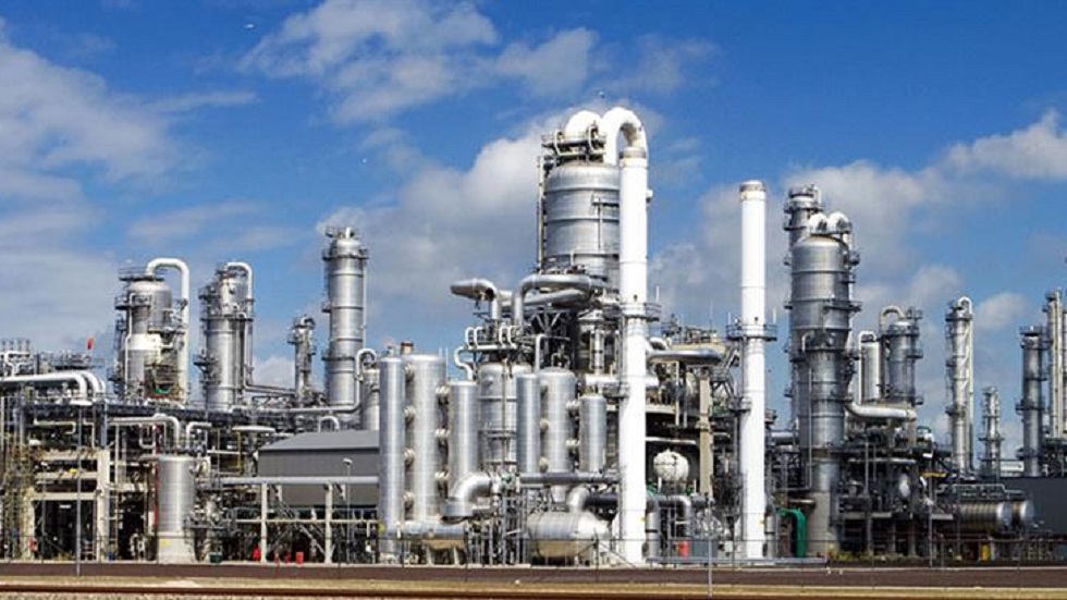 Estados Unidos impone sanciones a principal grupo petroquímico de Irán