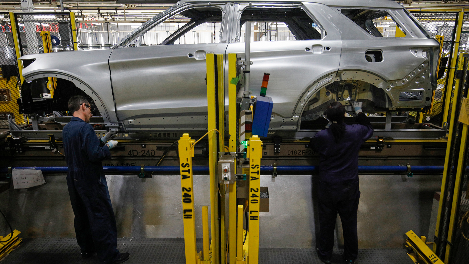 Ford anuncia el recorte de 12 mil empleos en Europa