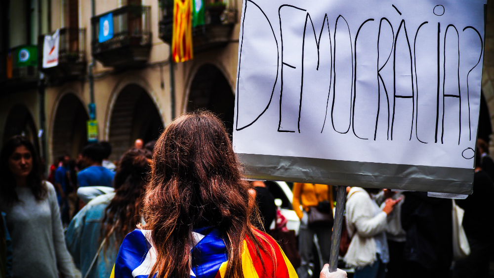 Secesionistas catalanes dieron un “golpe de Estado”: Fiscalía española