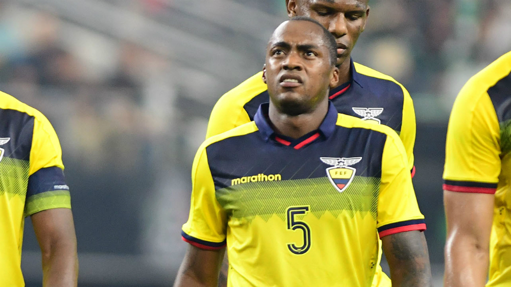 Renato Ibarra dice que ‘Bolillo’ Gómez lo expulsó de concentración de Ecuador