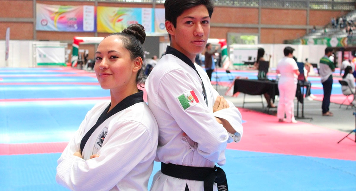 Ana Zulema y Marco Arroyo ganan medalla de plata en el Grand Prix de Taekwondo