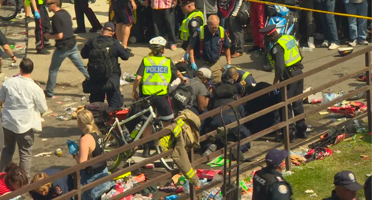 Disparos y estampidas empañan la fiesta de los Raptors en Toronto
