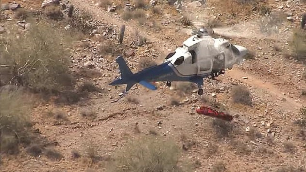 #Video Camilla con anciana herida gira sin control en traslado aéreo