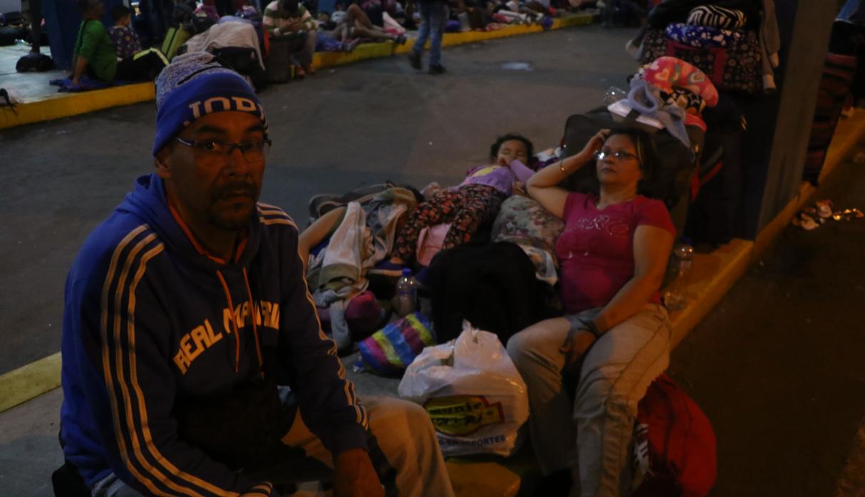 Más de 9 mil venezolanos ingresan a Perú en último día libre de visas - venezolanos-peru-visa-humanitaria
