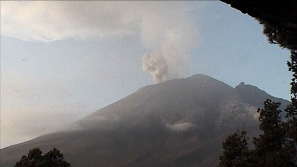 Popocatépetl acumula 169 exhalaciones y cinco explosiones en 24 h