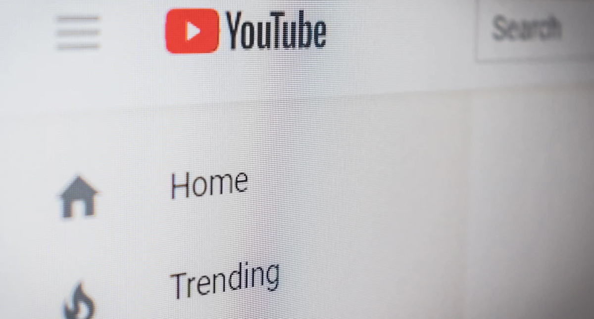 YouTube prohibirá videos que promuevan racismo y discriminación