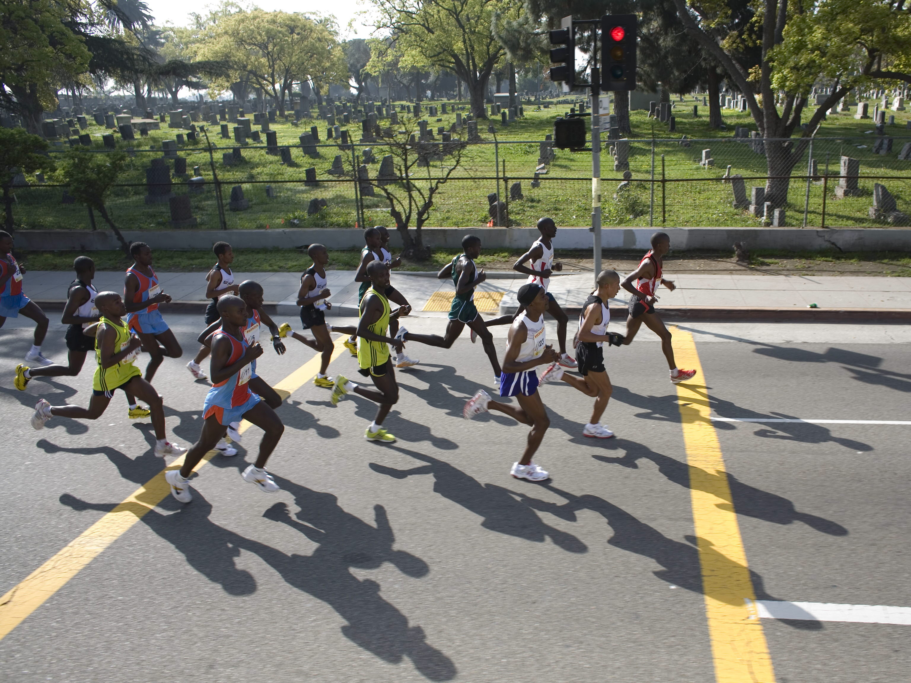 Se suicida corredor latino descalificado de la maratón de Los Ángeles