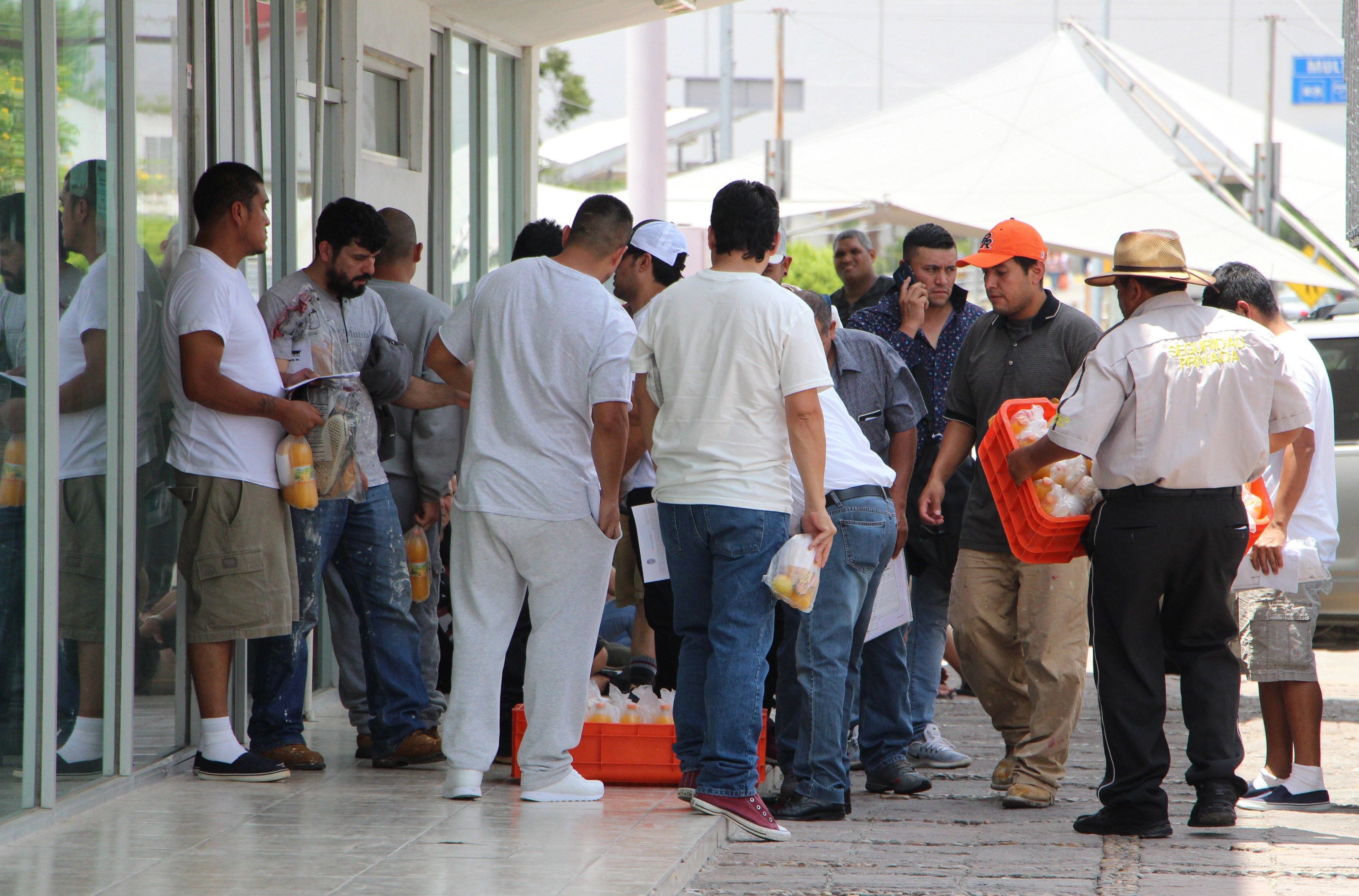 Cónsul de México en NY confirma cero detenciones por redadas Cónsul de México en NY confirma cero detenciones por redadas