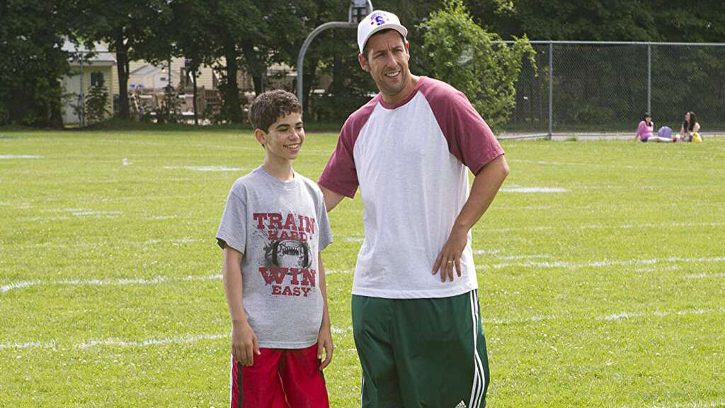 Forense confirma epilepsia como causa de muerte de Cameron Boyce - adam-sandler-con-cameron-boyce-en-son-como-ninos