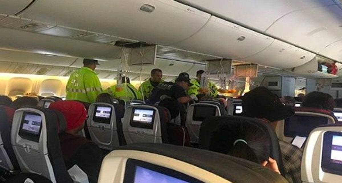 Turbulencia en vuelo de Air Canada dejó 37 personas heridas