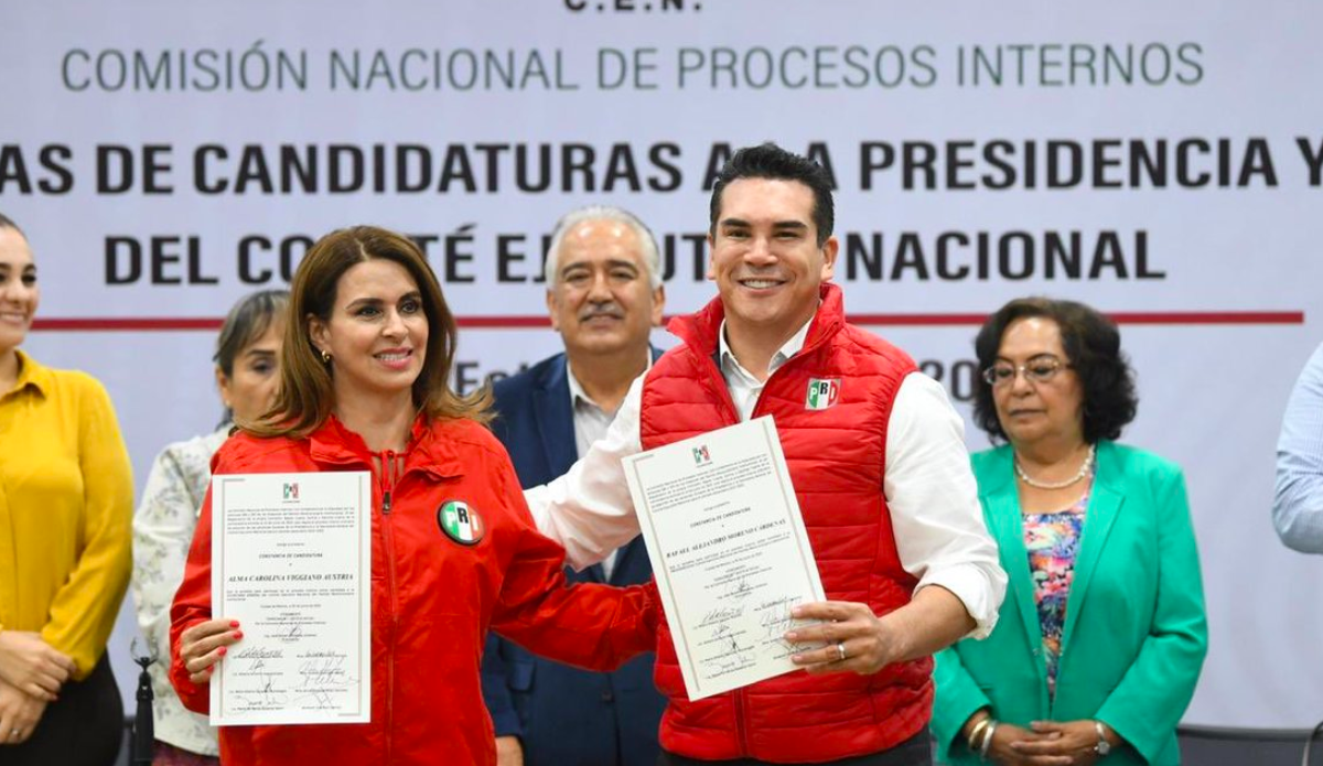 Alejandro Moreno apuesta por un PRI crítico