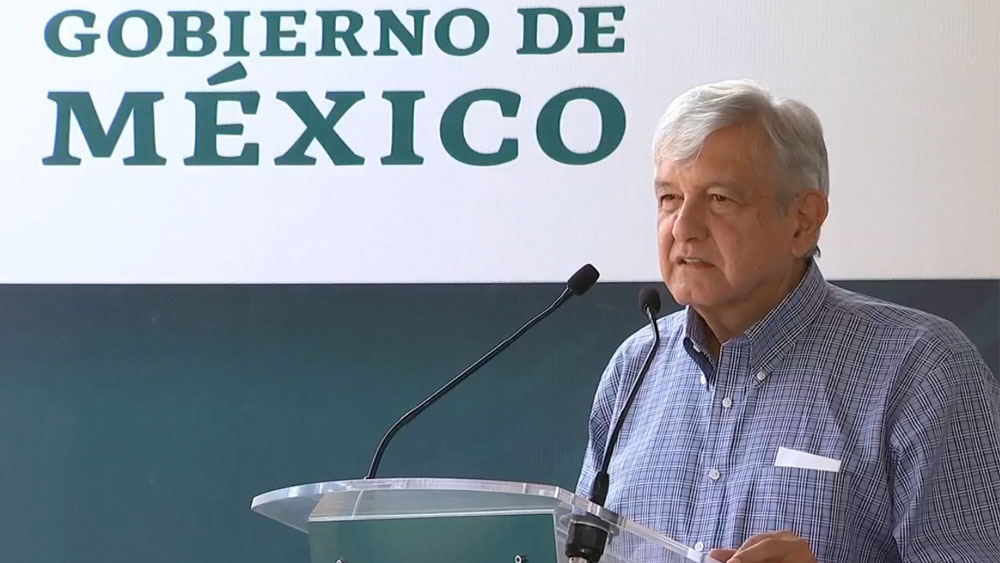 Faltan 123 mil médicos en México: López Obrador