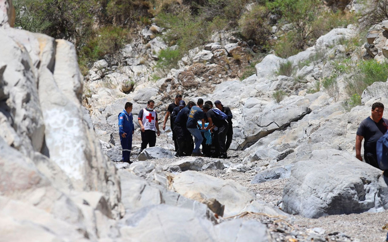 Rescatan cuerpos de ocho personas arrastradas por arroyo en Coahuila