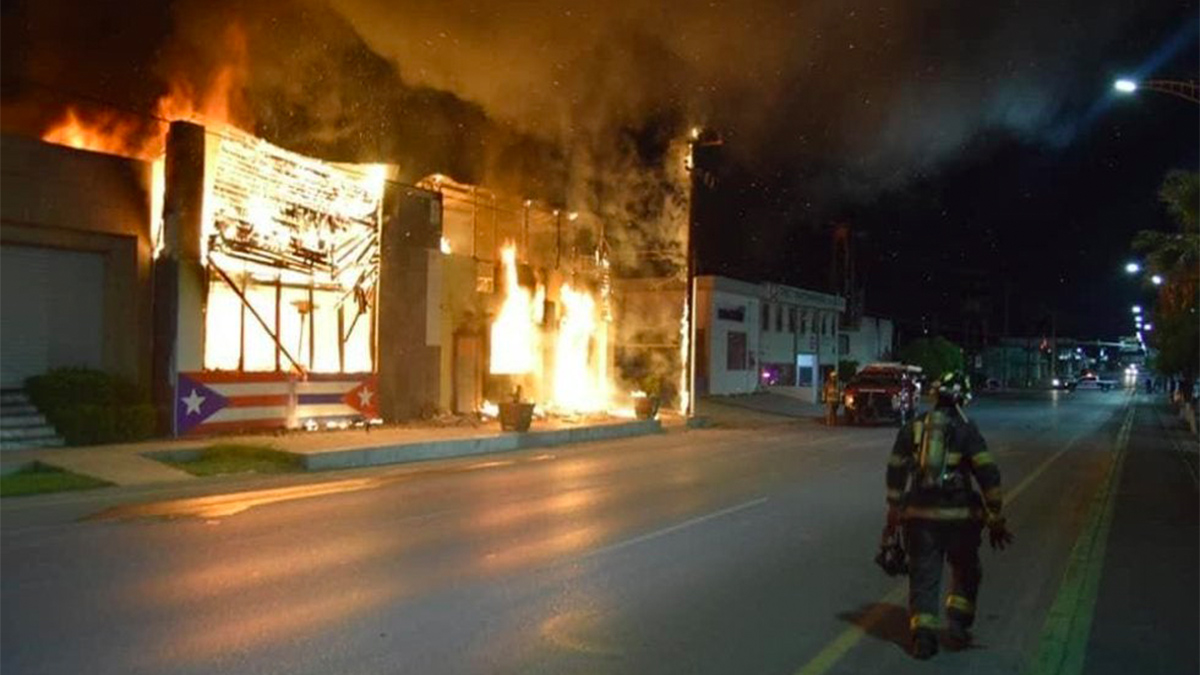 Atacan tres negocios en Monclova, Coahuila