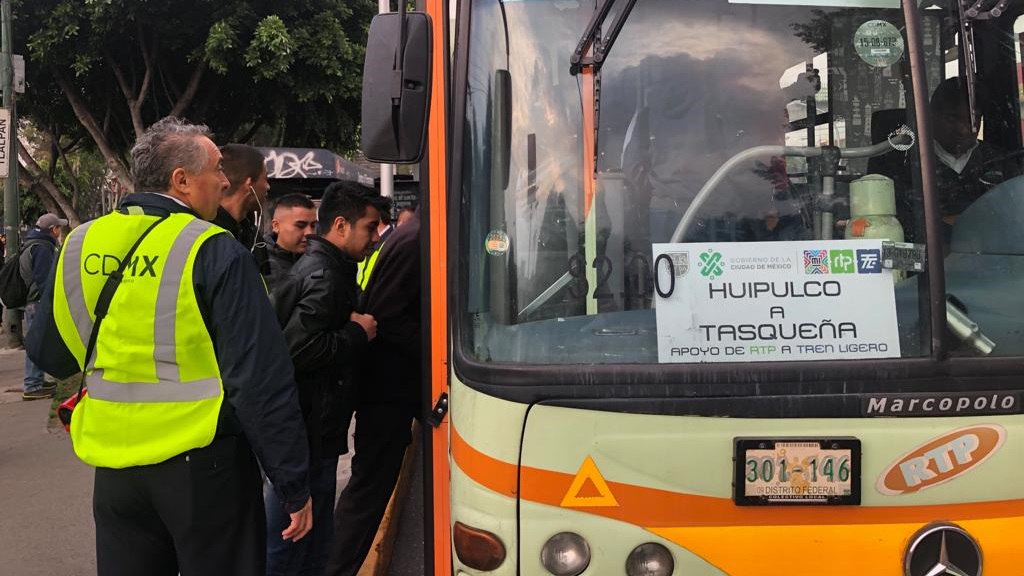 Inicia cierre de 10 estaciones del Tren Ligero de la CDMX - camiones-rtp-de-la-estacion-huipulco-a-tasquena