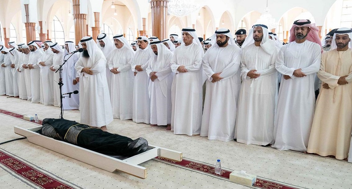 Hallan muerto a príncipe heredero de Emiratos Árabes en Londres - ceremonia-funebre-del-principe-heredero