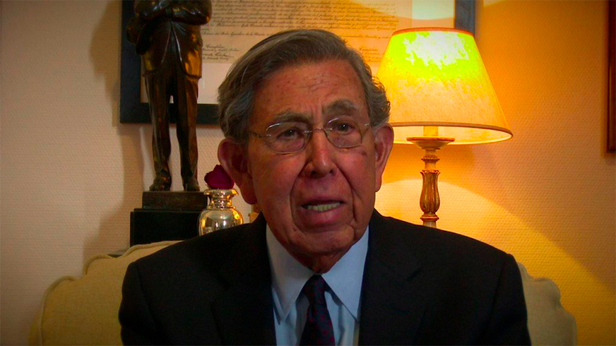 Revela López Obrador que Cuauhtémoc Cárdenas tiene COVID-19