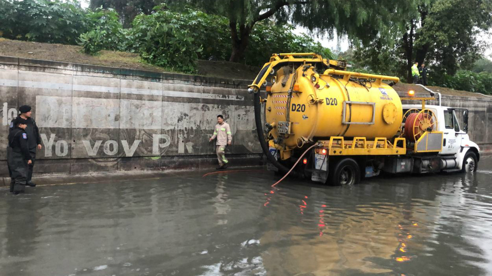 Se desborda río Tlalnepantla en la GAM - desbordamiento-rio-tlalnepantla-gam
