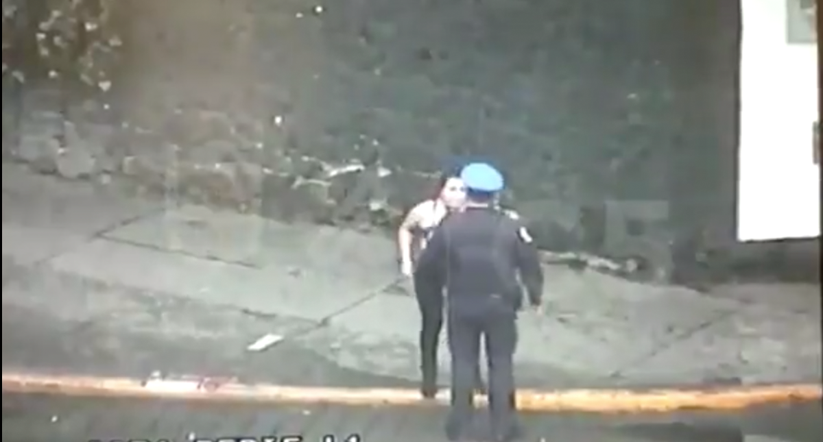 Esperanza recibió instrucciones de cómo matar a israelíes por celular - detencion-mujer-artz