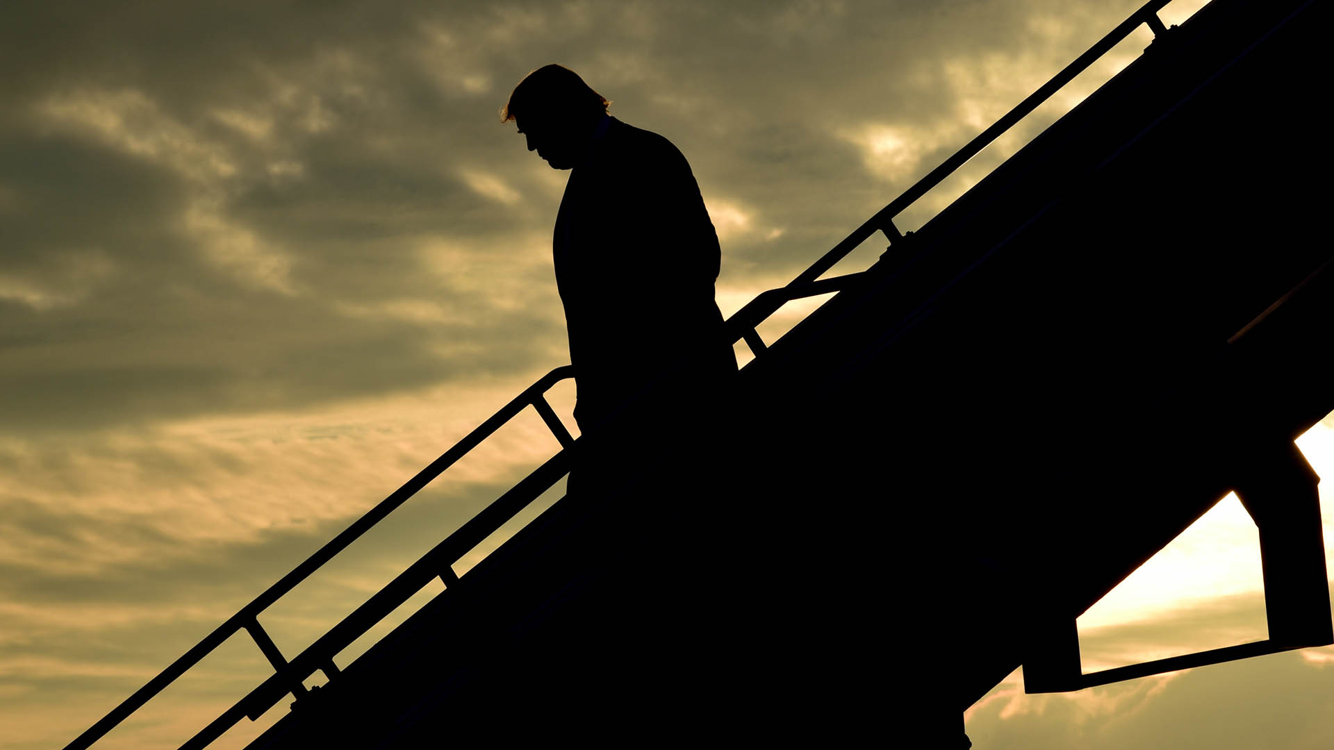 Trump analiza incluir pregunta sobre ciudadanía en censo de población