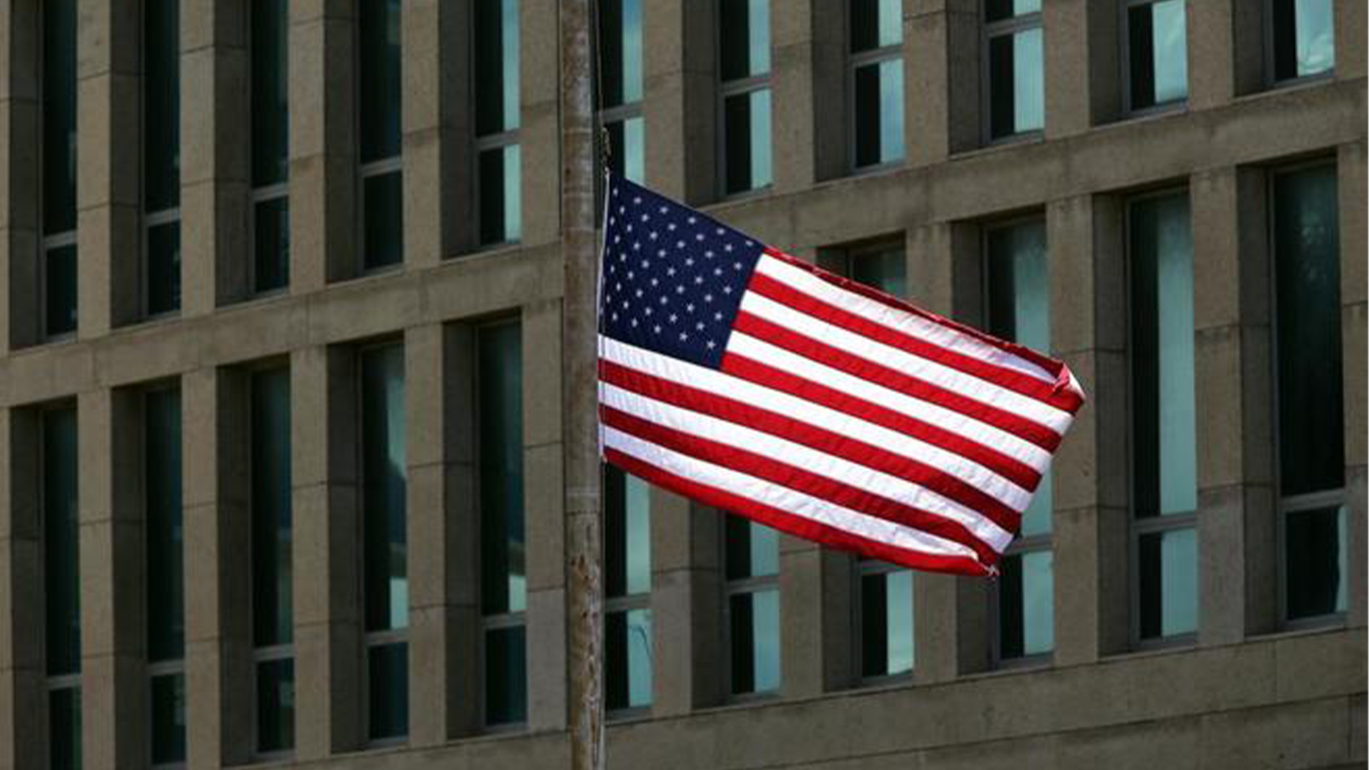 Empleo en Estados Unidos supera expectativas