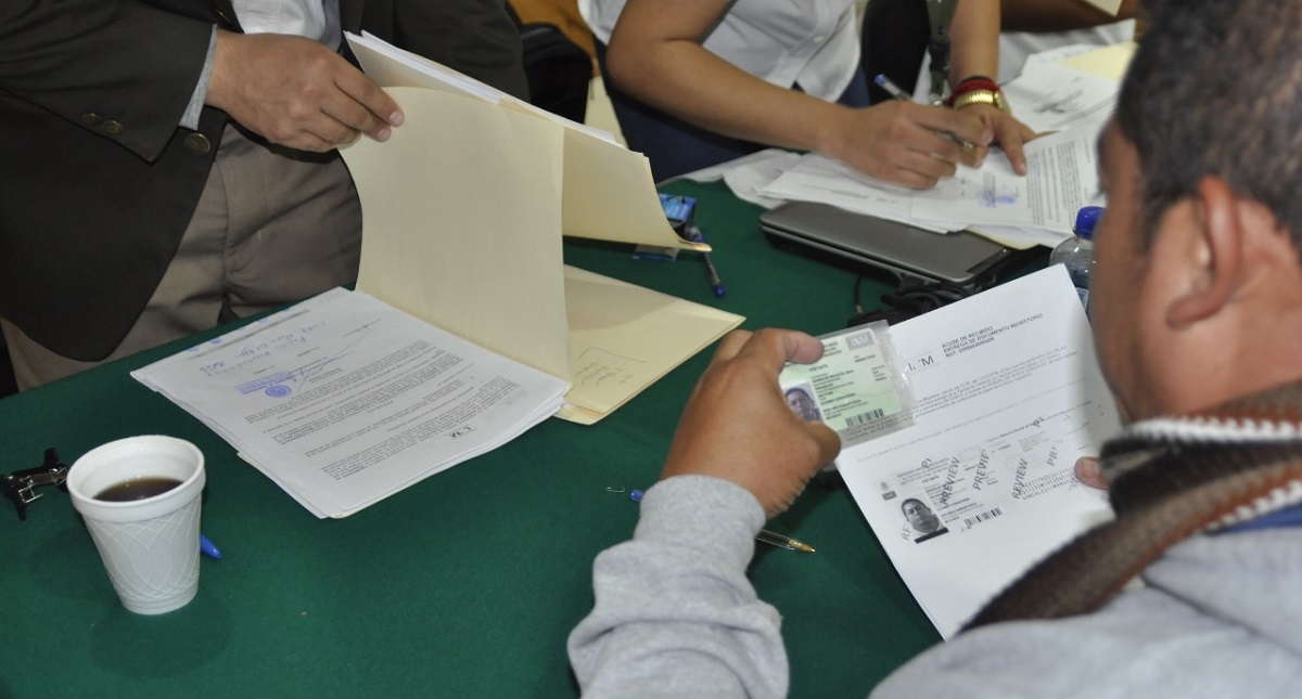 INM deberá dar requisitos para acogerse al programa de tarjetas de visitante