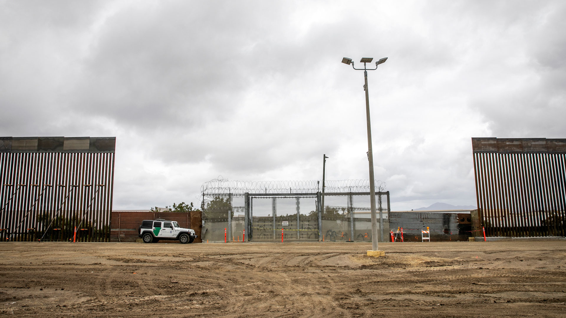 HRW critica estrategia de EE.UU. de enviar solicitantes de asilo a México