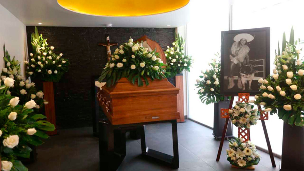 Despiden al Perro Aguayo en Guadalajara