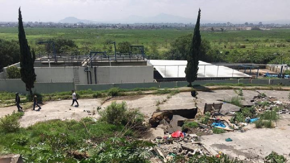 Tiene Valle de Chalco alrededor de 10 socavones - grieta-en-valle-de-chalco