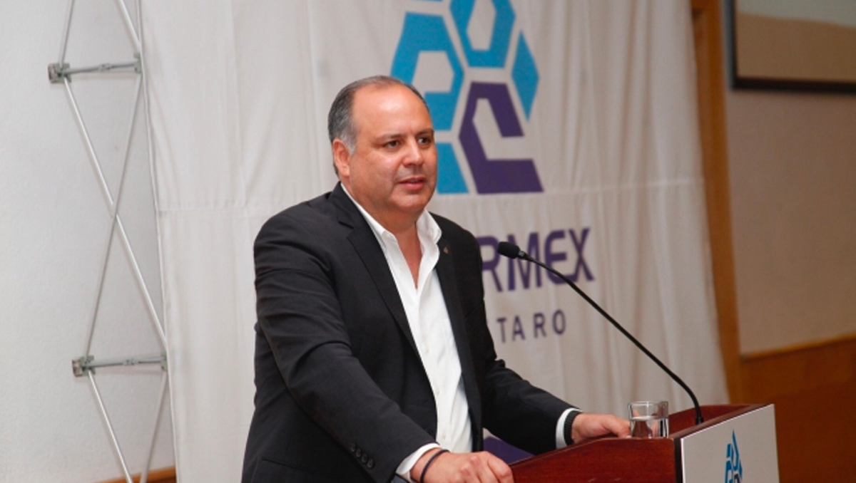 Gustavo de Hoyos niega haber cobrado un millón de pesos al mes como consejero del Infonavit