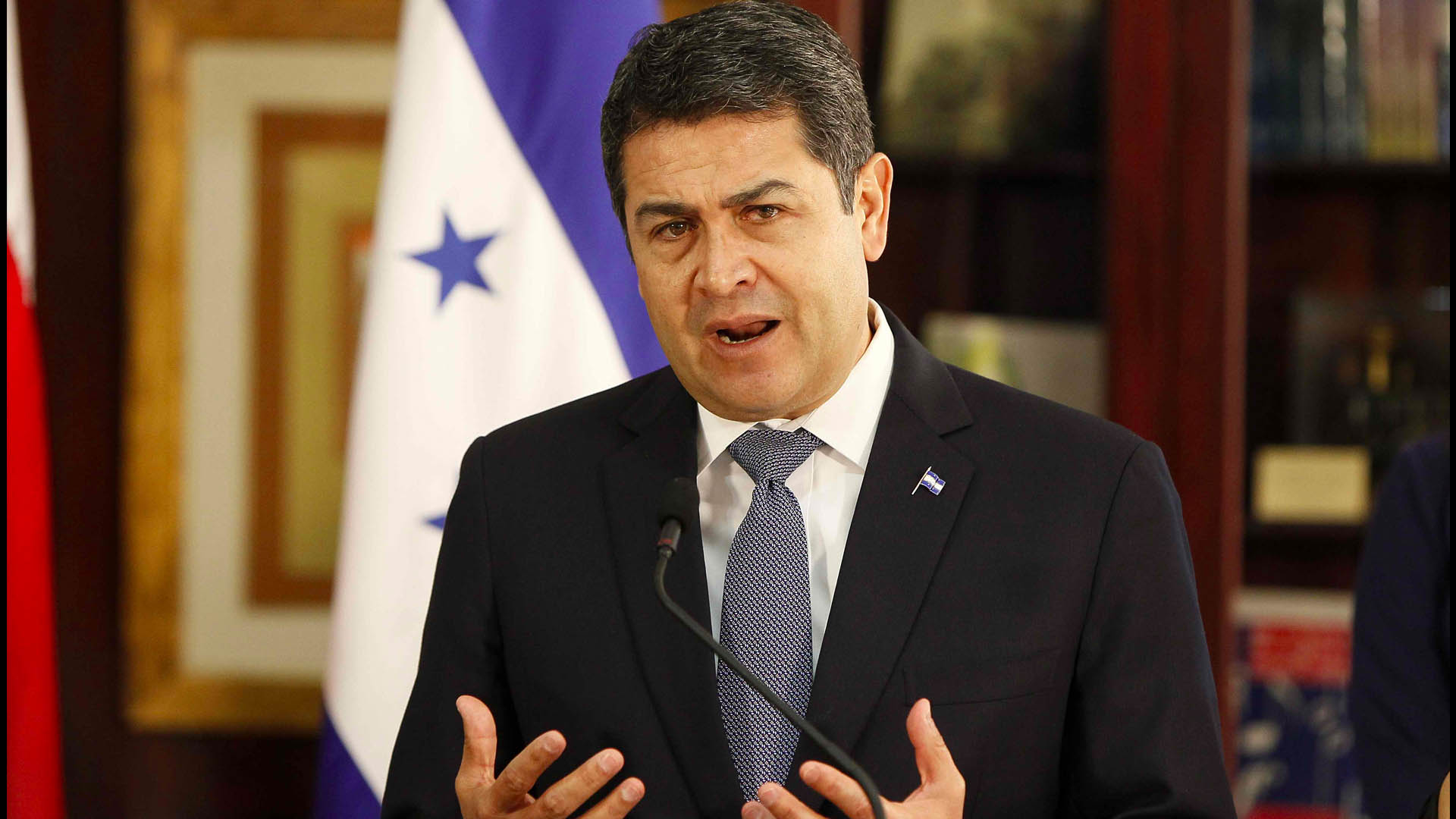 Presidente de Honduras buscará inversión de México: embajador