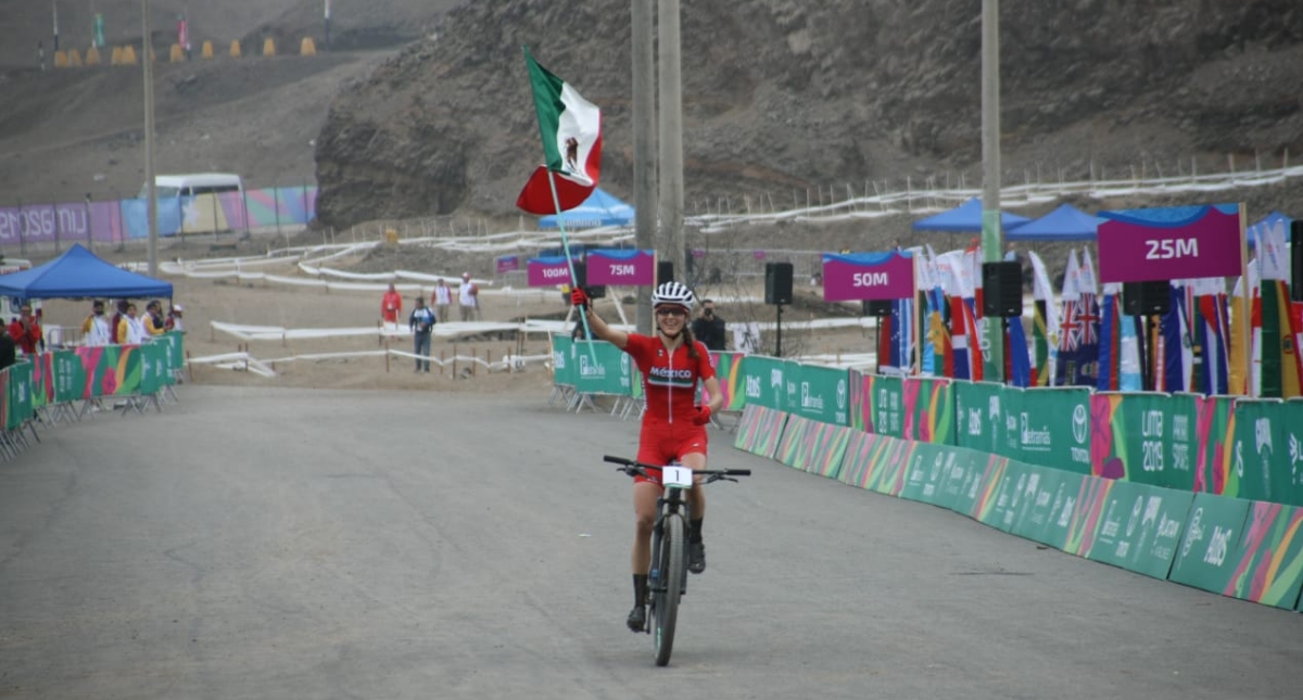 Mexicana Daniela Campuzano se lleva el oro en ciclismo de montaña - juegos-panamericanos-daniela-campuzano-3