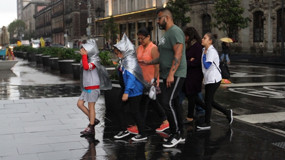 Pronostican cielo nublado y posibles lluvias en el Valle de México