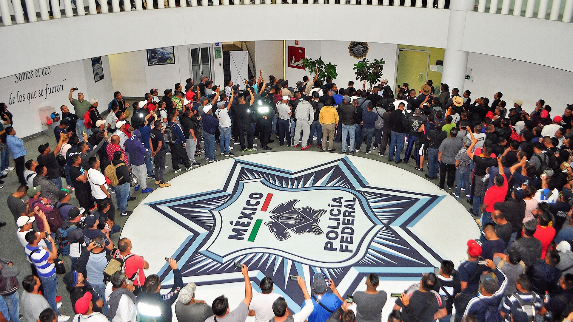 AMLO critica a la Policía Federal: “Guardia Nacional es necesaria, lo que había se echó a perder”