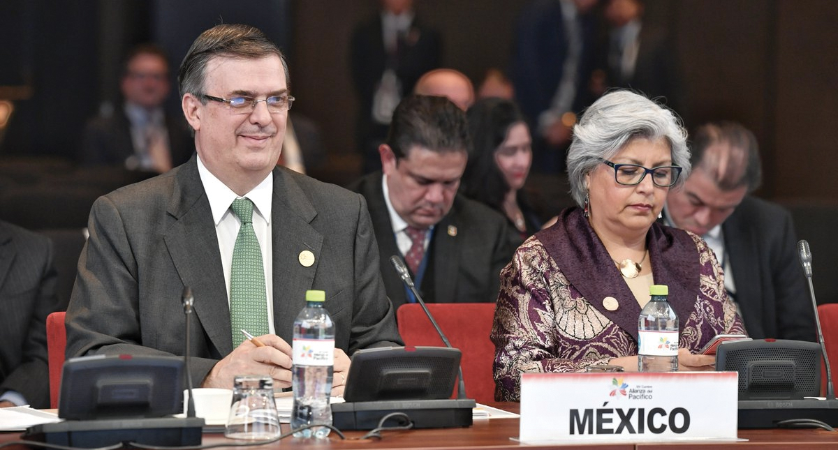 Ebrard y Márquez representan a México en Cumbre Alianza del Pacífico