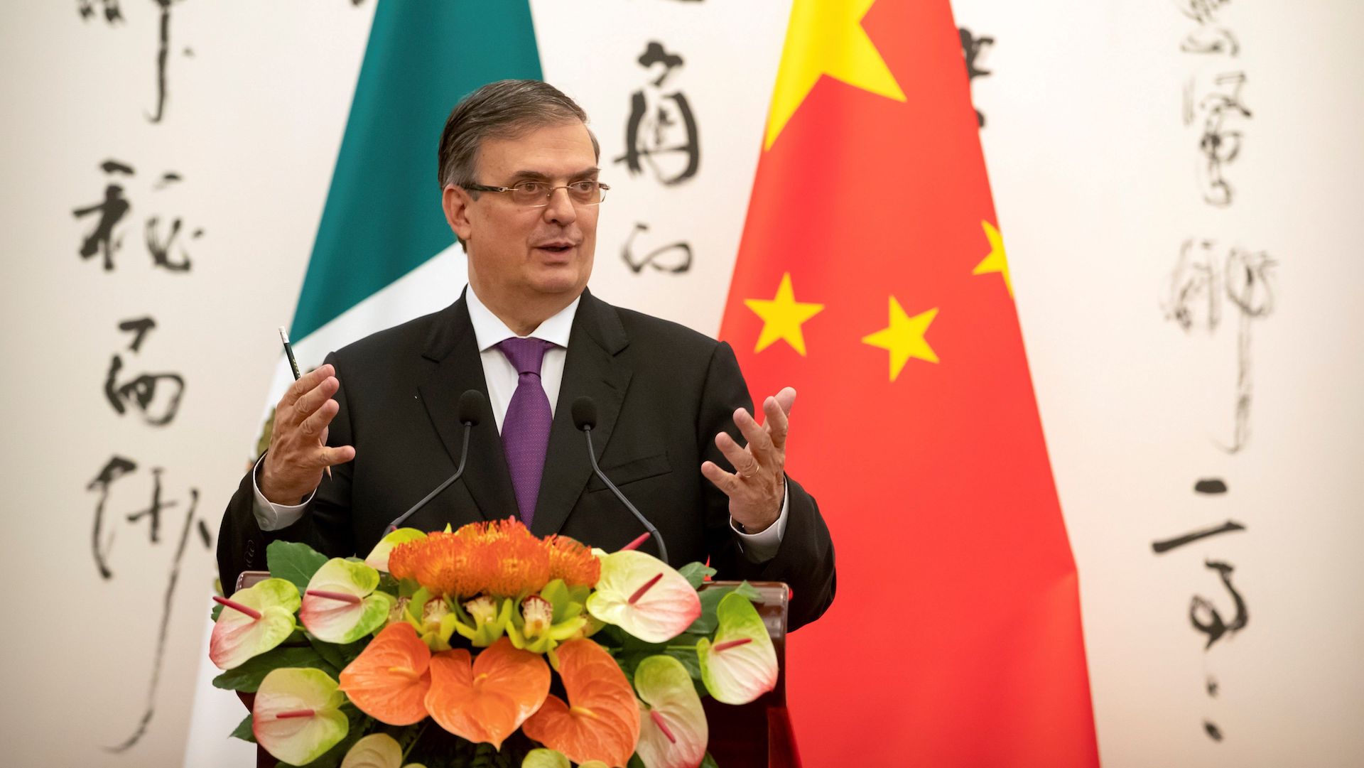 Ebrard pide aprovechar “enorme potencial” de China en comercio e inversión
