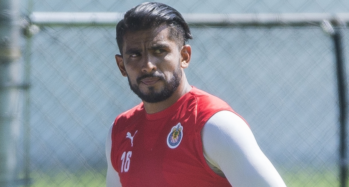 Aficionado que encaró a Ponce participó en riña de anoche en el Estadio Caliente