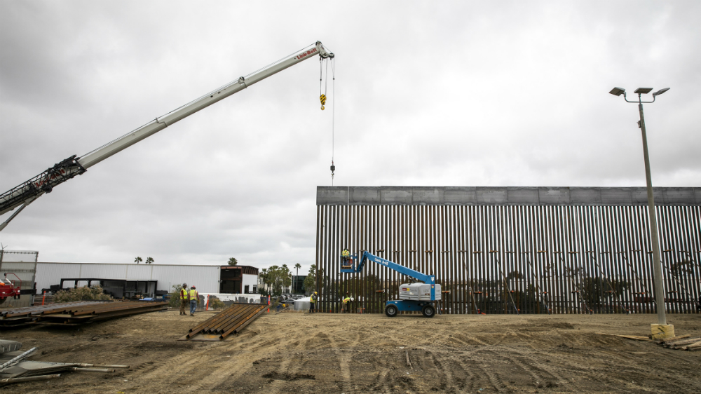 Conforme se construye el muro, baja la migración ilegal; sostiene EE.UU.