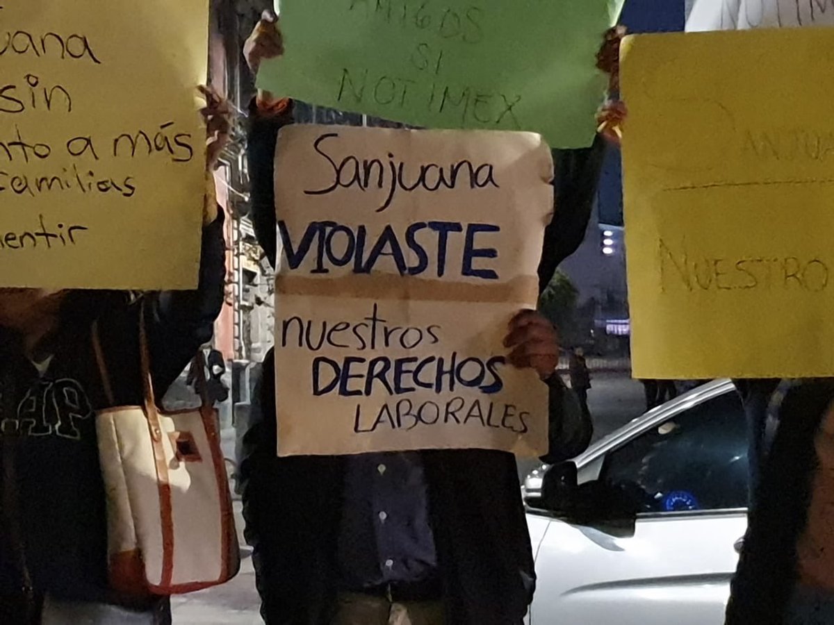 Ex trabajadores de Notimex protestan en Palacio Nacional - notimex-protesta