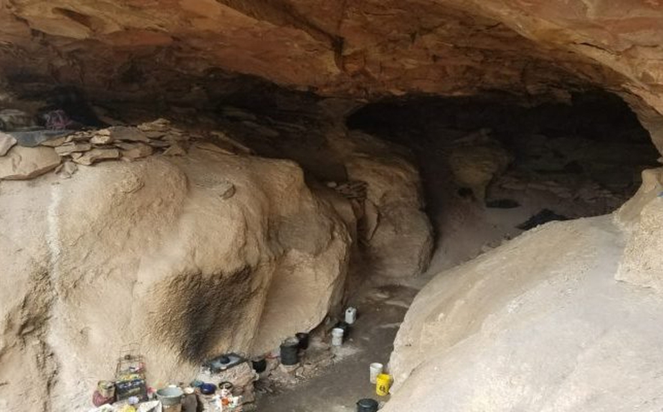 Rescatan a 21 secuestrados por narcos en Chihuahua - personas-rescatadas-cueva-chihuahua1