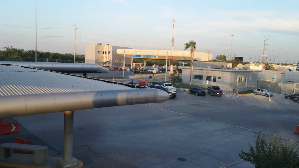 Cierran puente Reynosa-Hidalgo tras intento de ingreso de migrantes a EE.UU.