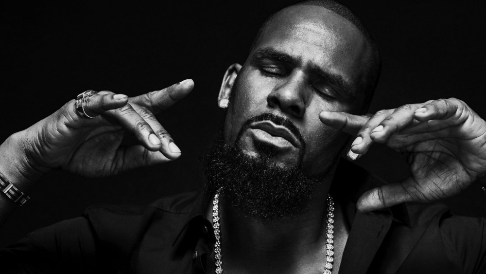 R. Kelly, imputado en Nueva York por chantaje y explotación sexual de menores