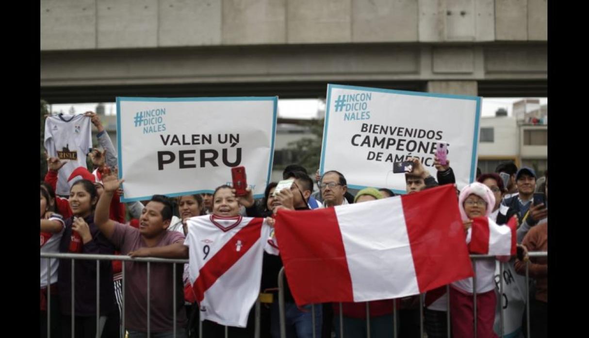 Perú recibe como héroes a Selección por subcampeonato en Copa América - recibimiento-seleccion-peru