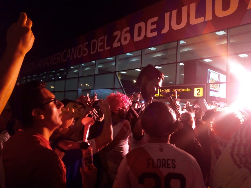 Perú recibe como héroes a Selección por subcampeonato en Copa América - recibimiento-seleccion-peru