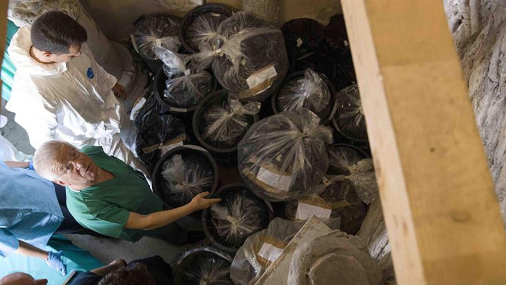 Vaticano inicia examen de huesos por caso de joven desaparecida en 1983 Vaticano inicia examen de huesos por caso de joven desaparecida en 1983