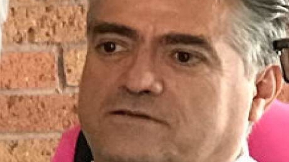 Accidente vial revela robos de sacerdote a iglesia de EE.UU.