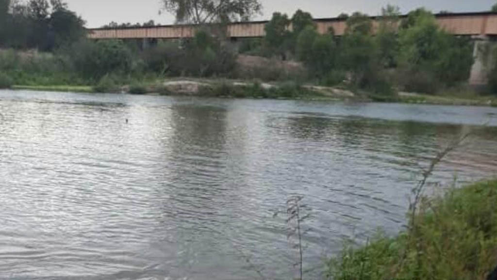 Mueren hermanos al intentar rescatar a niños de río en Sinaloa Mueren hermanos al intentar rescatar a niños de río en Sinaloa