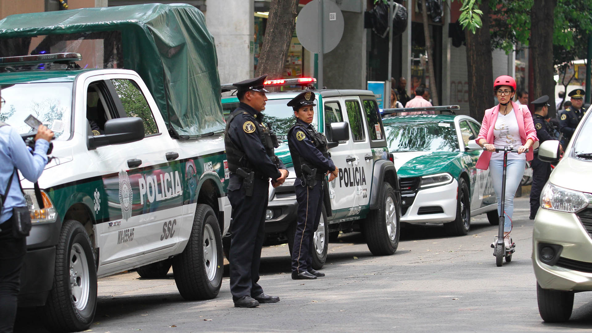 Suman 165 policías capitalinos remitidos al MP por distintos delitos